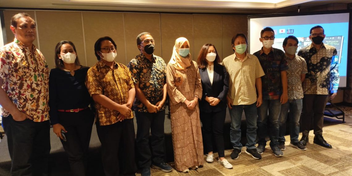 ILO dan IJTI Luncurkan Buku Panduan Keselamatan dan Kesehatan Kerja bagi Jurnalis Televisi