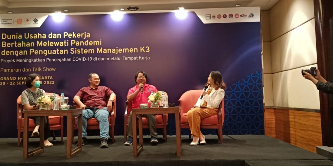 Talk Show Bertema Kesehatan Mental dan Jurnalis